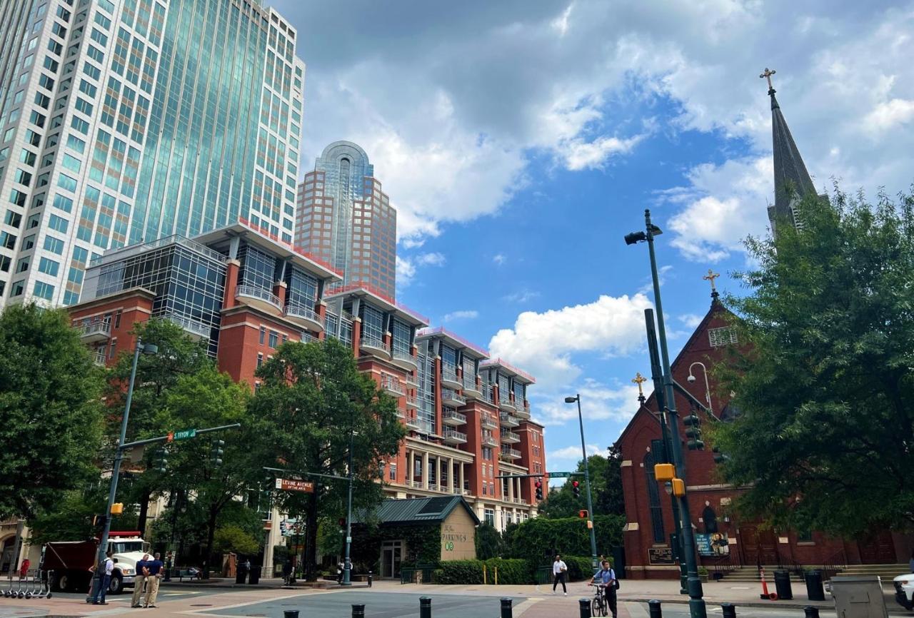 Bposhtels Charlotte Pansiyon Dış mekan fotoğraf