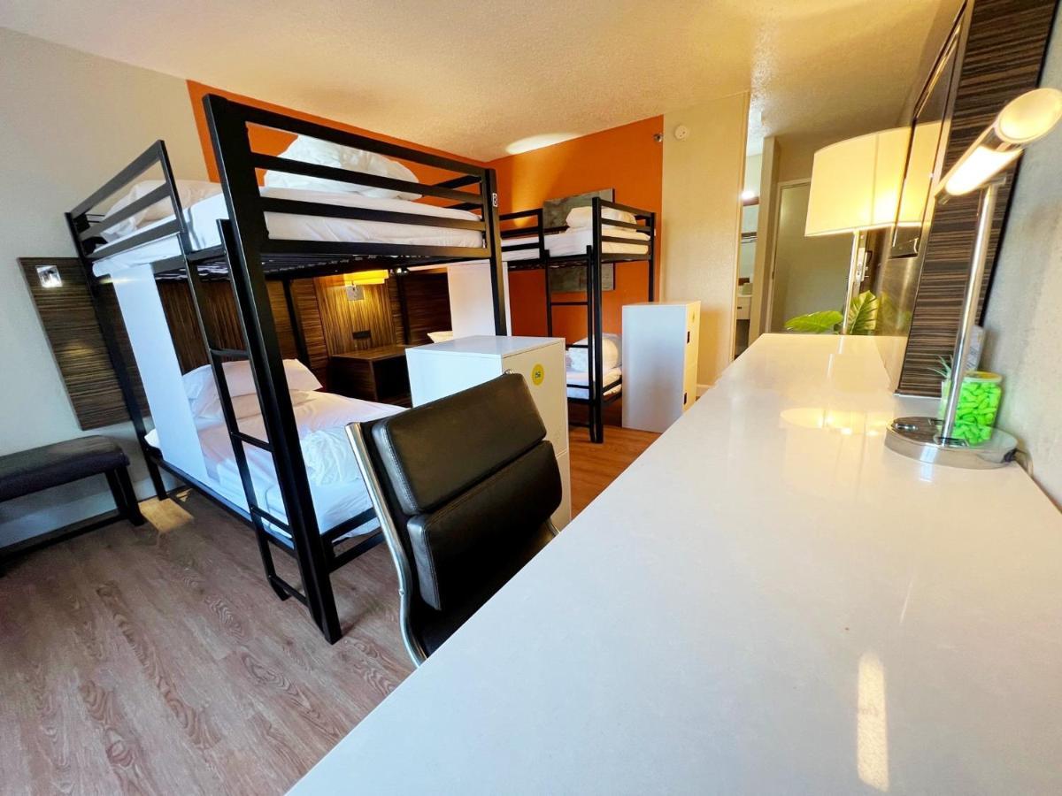 Bposhtels Charlotte Pansiyon Dış mekan fotoğraf