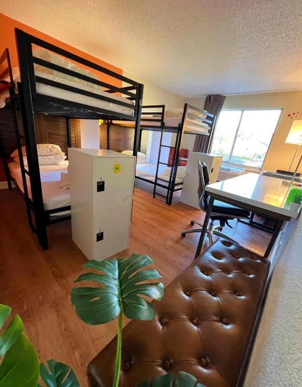 Bposhtels Charlotte Pansiyon Dış mekan fotoğraf